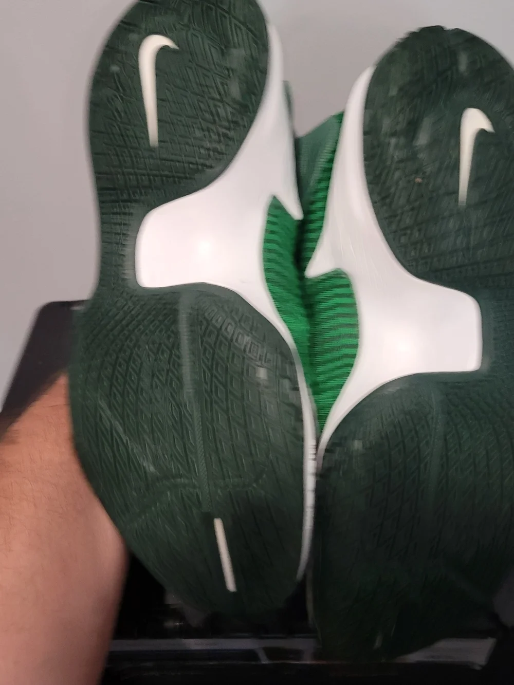 Nike Zoom Clear Out  Green Silver White High Top Men's Basketball Shoes Sz 7.5